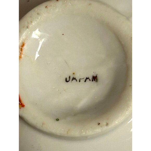 Vintage Japanese Miniature Vase With Dual Handles & Floral Design - Picture 5 of 6